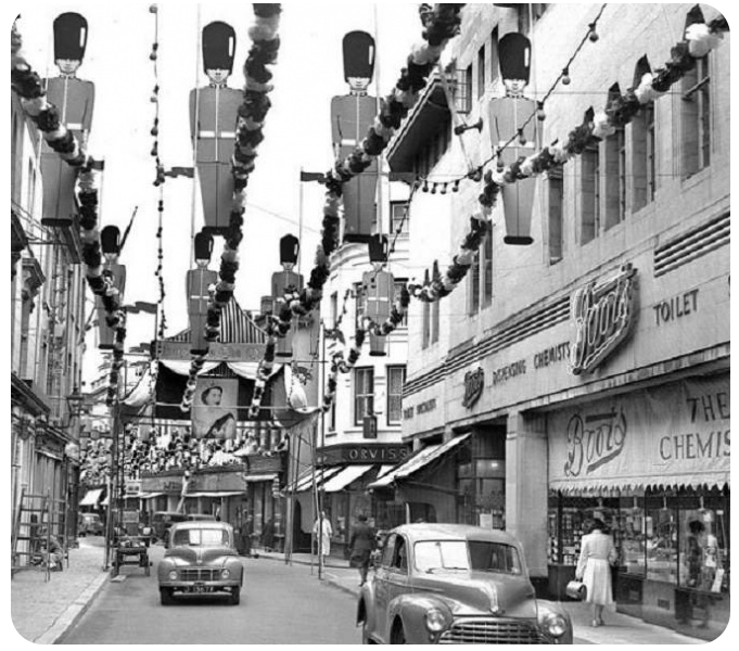 File:QueenStreet1953.png