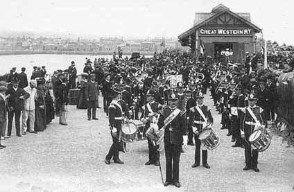 File:EastSurreyBand1907.jpg