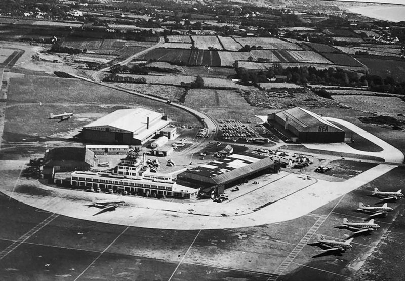 File:F17AirportAerial1950s.jpg
