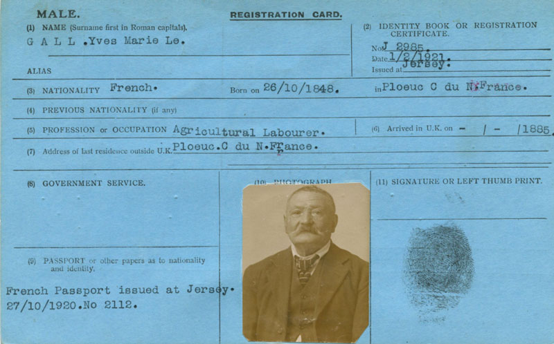 File:A18LeGallAlienCard2.jpg