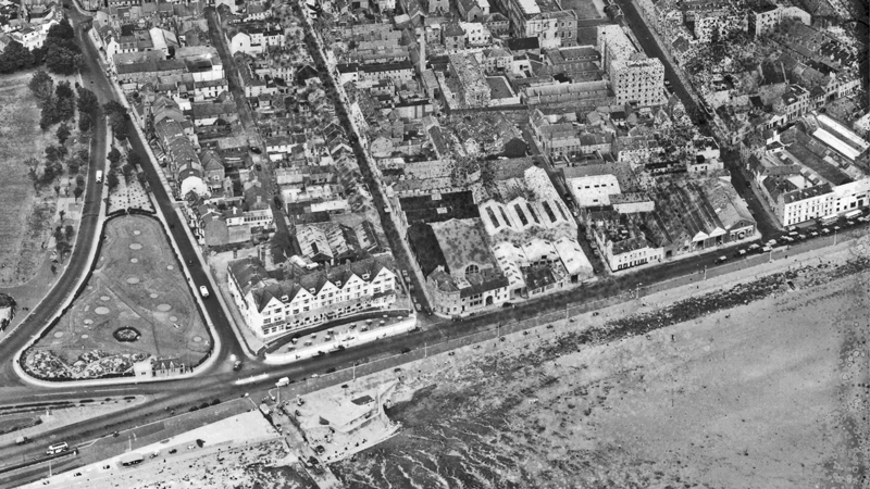 File:W24Aerofilms1951Esplanade.png