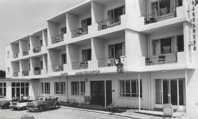 File:E18Ambassadeur1960s.jpg