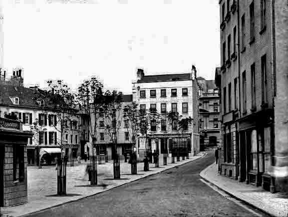 File:RoyalSquare1895.jpg