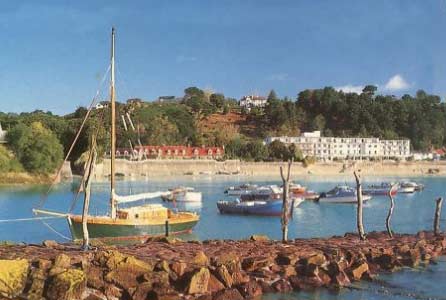 File:0905StBrelade'sBay2.jpg