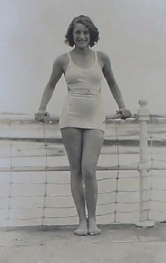 File:H25JSCAlbum1930s88Fashion.png