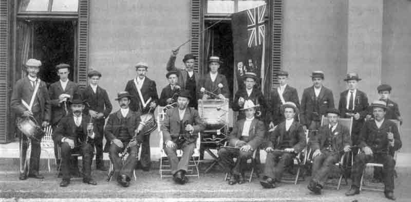 File:StMtFife&DrumBand1909.jpg