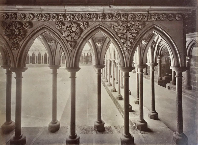 File:D18MontStMichel1899Cloisters.jpg