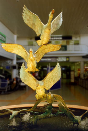 File:Airport sculpture.jpg