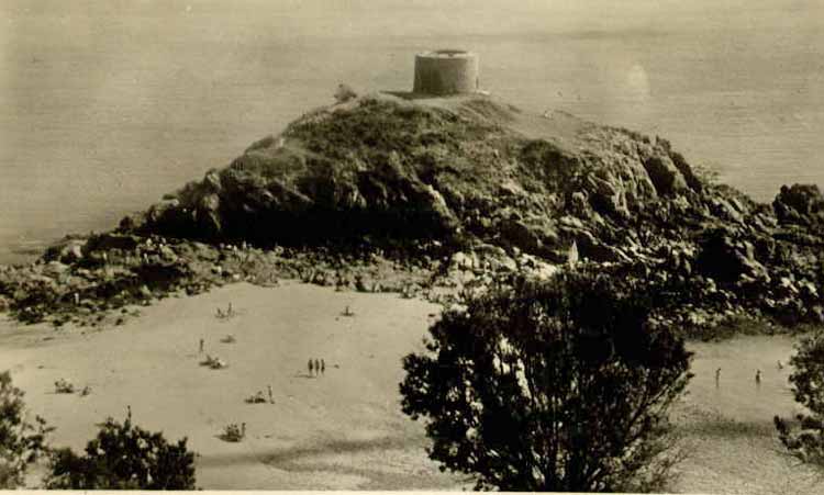File:Janvrin'sTomb1920.jpg