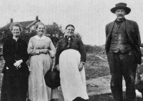 Ada Renouf with her husband, Louisa and Agnes