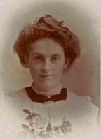 Constance Smith c1905