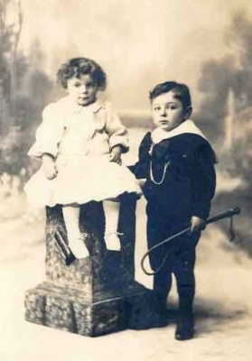 1911 portrait by T Price