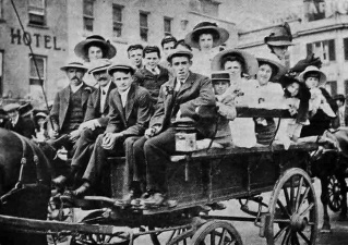 A Bethel Chapel outing in 1912