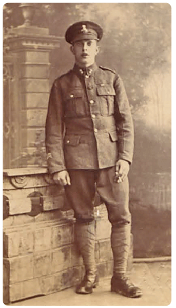 File:CW23GreatWarHeroesJamesCashelMM.png