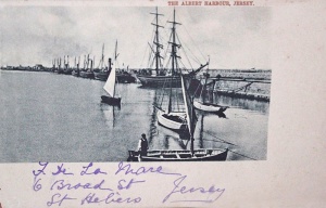 A postcard sent to F de la Mare, of Broad Street