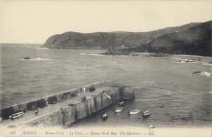 Bonne Nuit Bay
