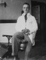 Dentist Samuel Price