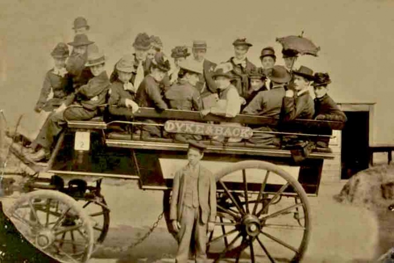 File:Charabanc1880.jpg