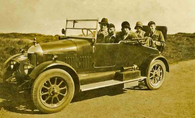 The Bisson family car c1926