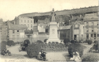 Statue of Queen Victoria