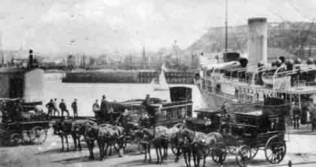 Carriages at the Harbour in 1903