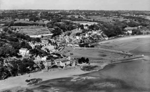 1933 aerial photograph by Aerofilms
