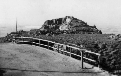 Wiederstandnest L'Oeillere, manned by three NCOs and 12 men, this installation defended Petit Port and the southern end of St Ouen's Bay