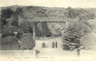 Horseshoe Quarry, Westmount