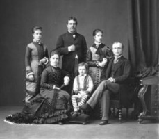 A Godfray family portrait photographed by Ernest Baudoux
