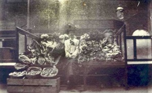 Mrs Collins' vegetable market stall in 1900