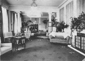 The lounge of Government House in the 1910s
