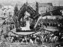 Unveiling ceremony of the Queen Victoria statue