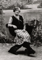 Mary Grose Tostevin (1873-1948) daughter of George Samuel and Charlotte Gale, married Alfred Le Cornu