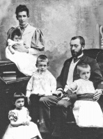 Le Dain family in 1894: Thomas Edward Fleming, Harriet, Clive, Irene, Frances and Olive May