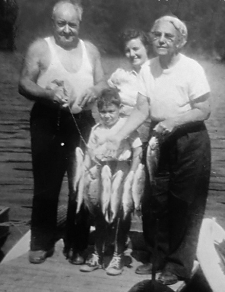 File:An22FishingAhierFamily.jpg