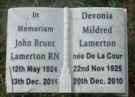 Lamerton - Mont a l’Abbe cemetery