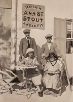 A smartly dressed foursome outside an unidentified public house in 1921