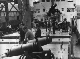 A shipment of cannons arrives for the Castle