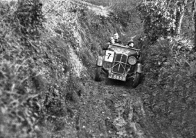 Reliability trial, 1936 - Evening Post photograph