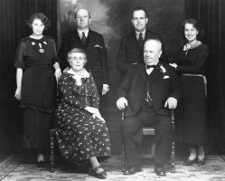 Edmund and Alice Le Seelleur with their children: Alice Louisa, also known as Dolly (1890- ); Edmund John (1893- ); Harold Ernest (1898- ) well known as a builder in Jersey.[2] Ethel, also known as Effie (1903- ) Alice Louisa nee Prowse (1863- ) (Brixham, Devon) and Edmund Perchard Le Seelleur (1863- ) Anne Port, Jersey. [3]