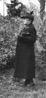 Florence Frances Palmer, born in St Helier in 1861, the daughter of John Henry (1810-1891) and Elizabeth, nee Jackson, married Thomas Fryer (1852-1901) in Surrey, in 1893. The couple had a daughter and two sons and emigrated to Canada in 1897