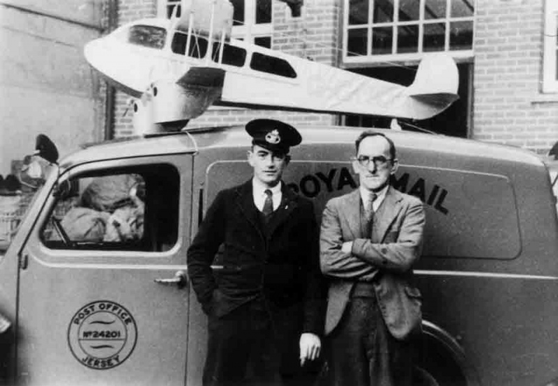 File:PostVanAirmail.jpg