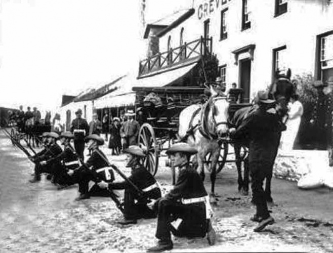 Royal Welsh Fusiliers at Greve de Lecq in 1902