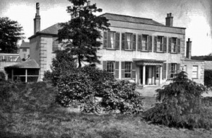 Vale House, Val Plaisant