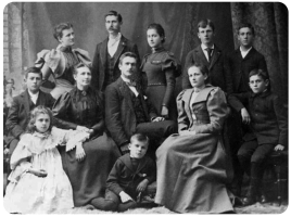 Alfred Henry Paull (1844-1934) with his wife Mary Ann, nee Albert, and their children
