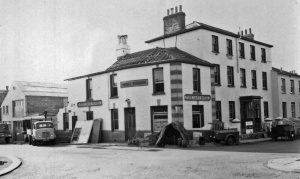 The Five Oaks Hotel in 1962, now the site of several shops diagonally opposite the current Five Oaks Public House