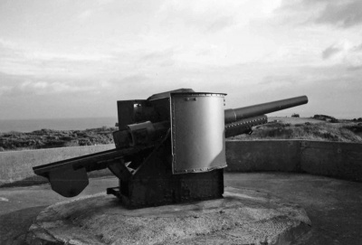 10.5cm gun