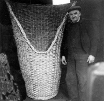 Basket maker Louis Beaugeard