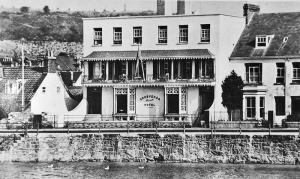 Grosvenor Hotel in 1949