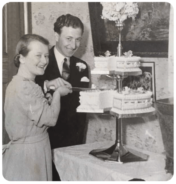 File:An23RaymondTirel&Phyllis(LeClercq)1940.png
